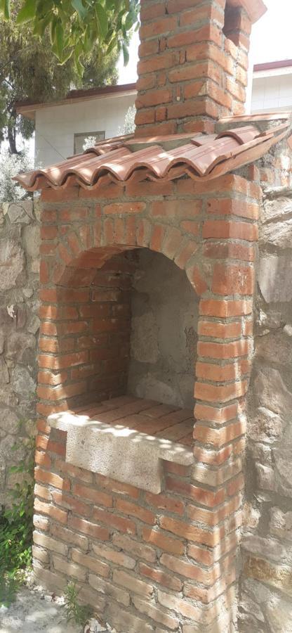 Ayvalik Pansiyon Ngoại thất bức ảnh