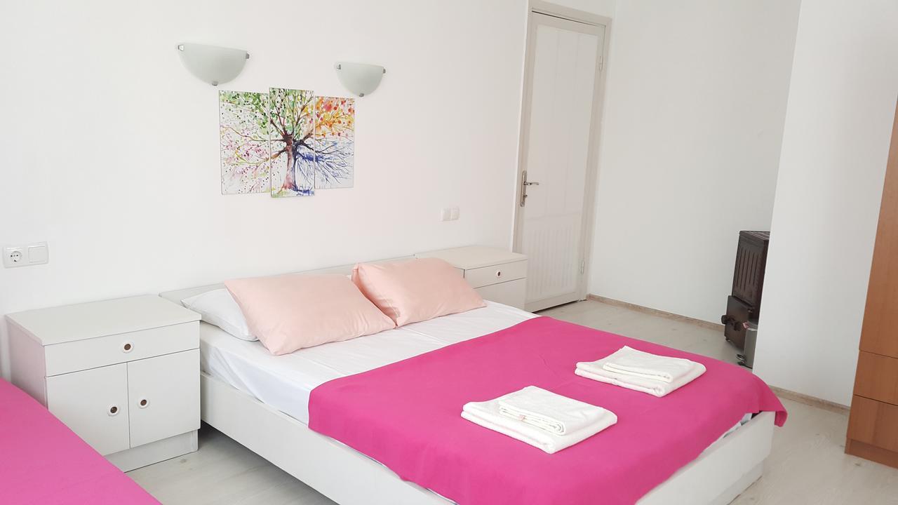 Ayvalik Pansiyon Ngoại thất bức ảnh